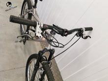 Charger l&#39;image dans la galerie, VTT MTB REDBULL 26 POUCE ALWERKS MANITOU OCCASION BIKEBOOSTER
