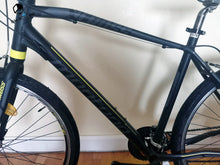 Charger l&#39;image dans la galerie, Vélo tout chemin d&#39;occasion à vendre de marque VTC MONTANA X-CROSS 28 pouce  peut être converti en vélo Gravel 
