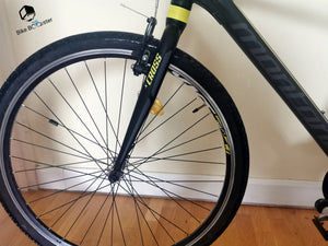 Vélo tout chemin d'occasion à vendre de marque VTC MONTANA X-CROSS 28 pouce  peut être converti en vélo Gravel 