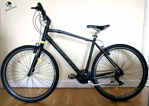 Vélo tout chemin d'occasion à vendre de marque VTC MONTANA X-CROSS 28 pouce  peut être converti en vélo Gravel 